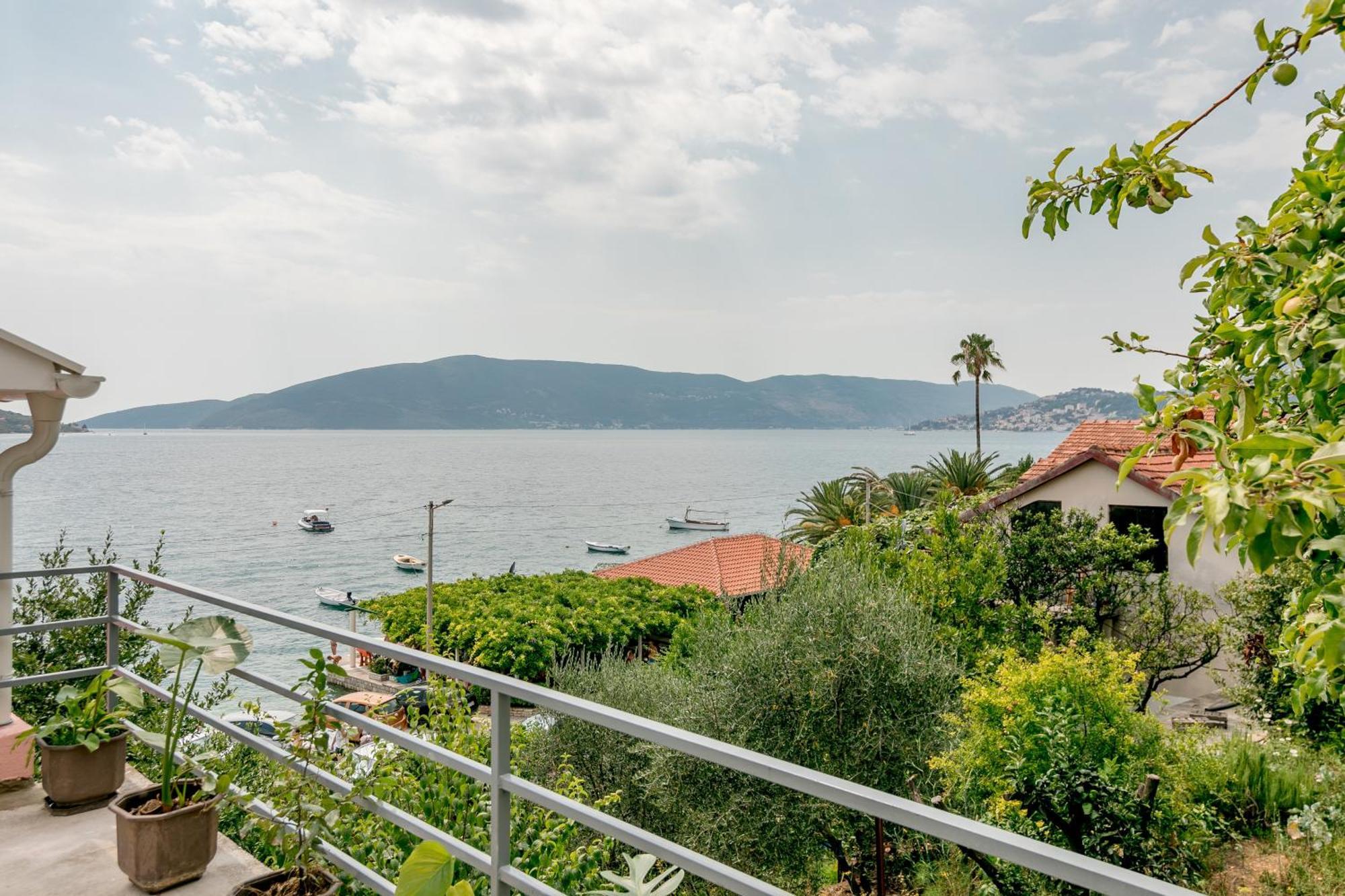 Apartments Milanovic Herceg Novi Habitación foto